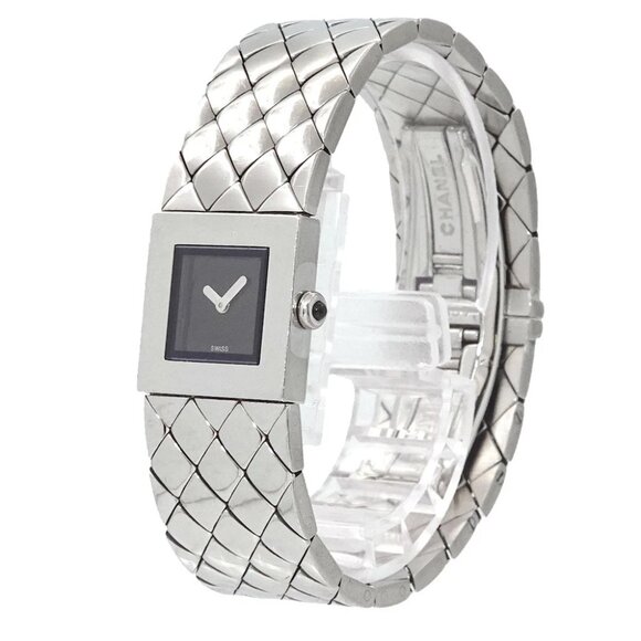 CHANEL Matelasse H0009 Quartz Black Dial Ladies Wrist Watch 90289750 - Picture 1 of 6